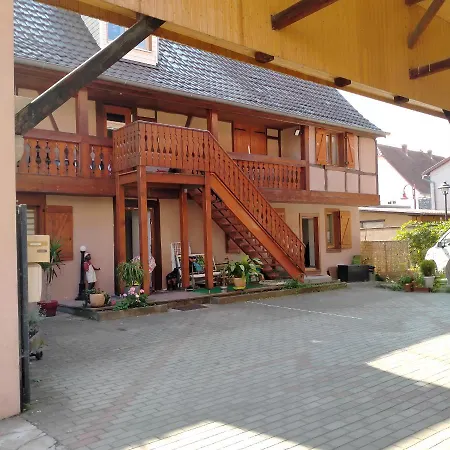 بيت ضيافة Passage Des Romains 3*